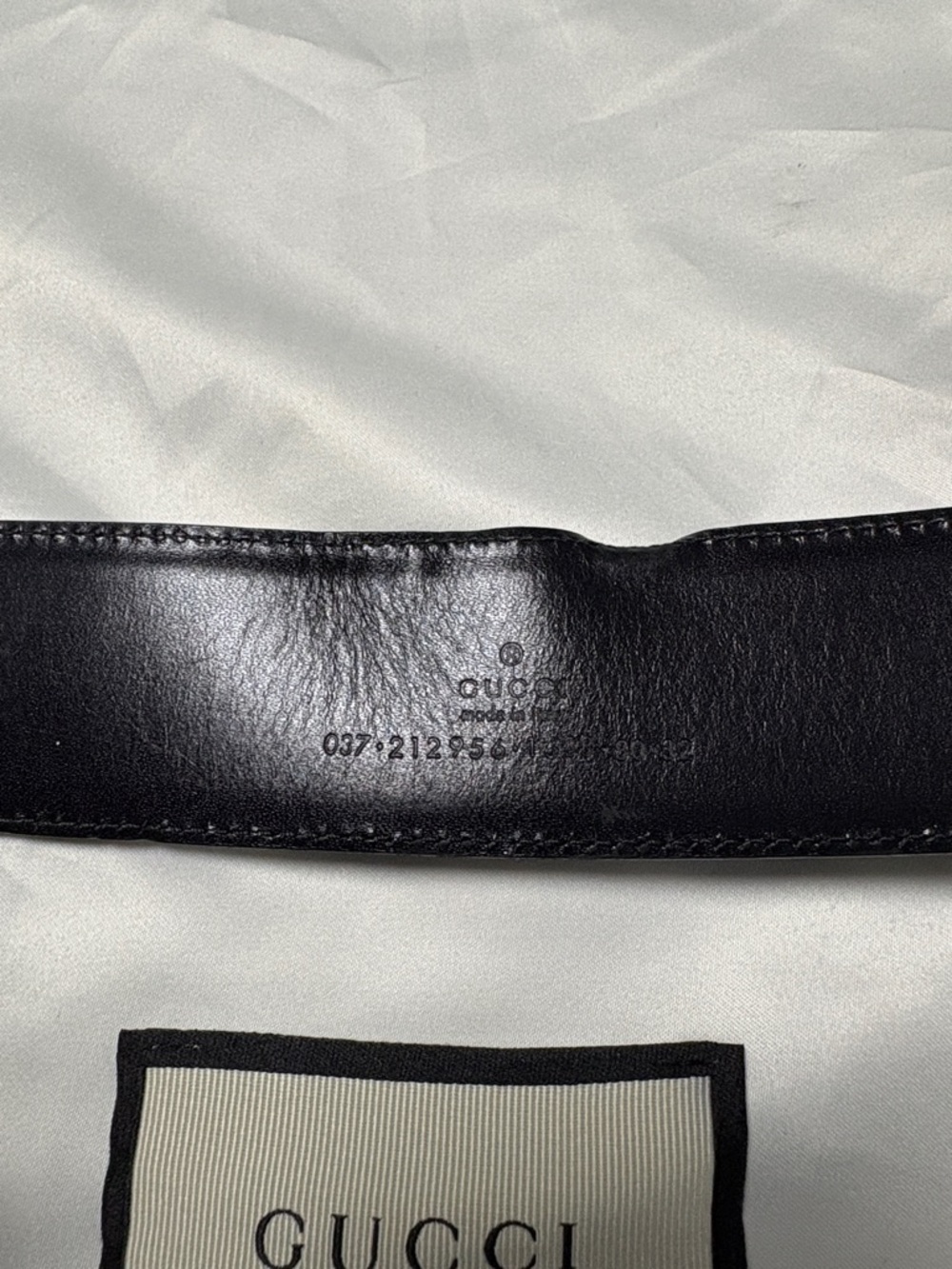 Gucci Black Leather Belt with Gold Double G Logo Buckle - Picture 3 of 4